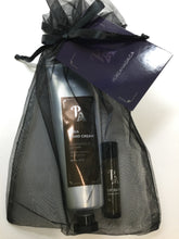 Load image into Gallery viewer, Pure Anada HOLIDAY Finger Tips &amp; So Soft Lips Duo