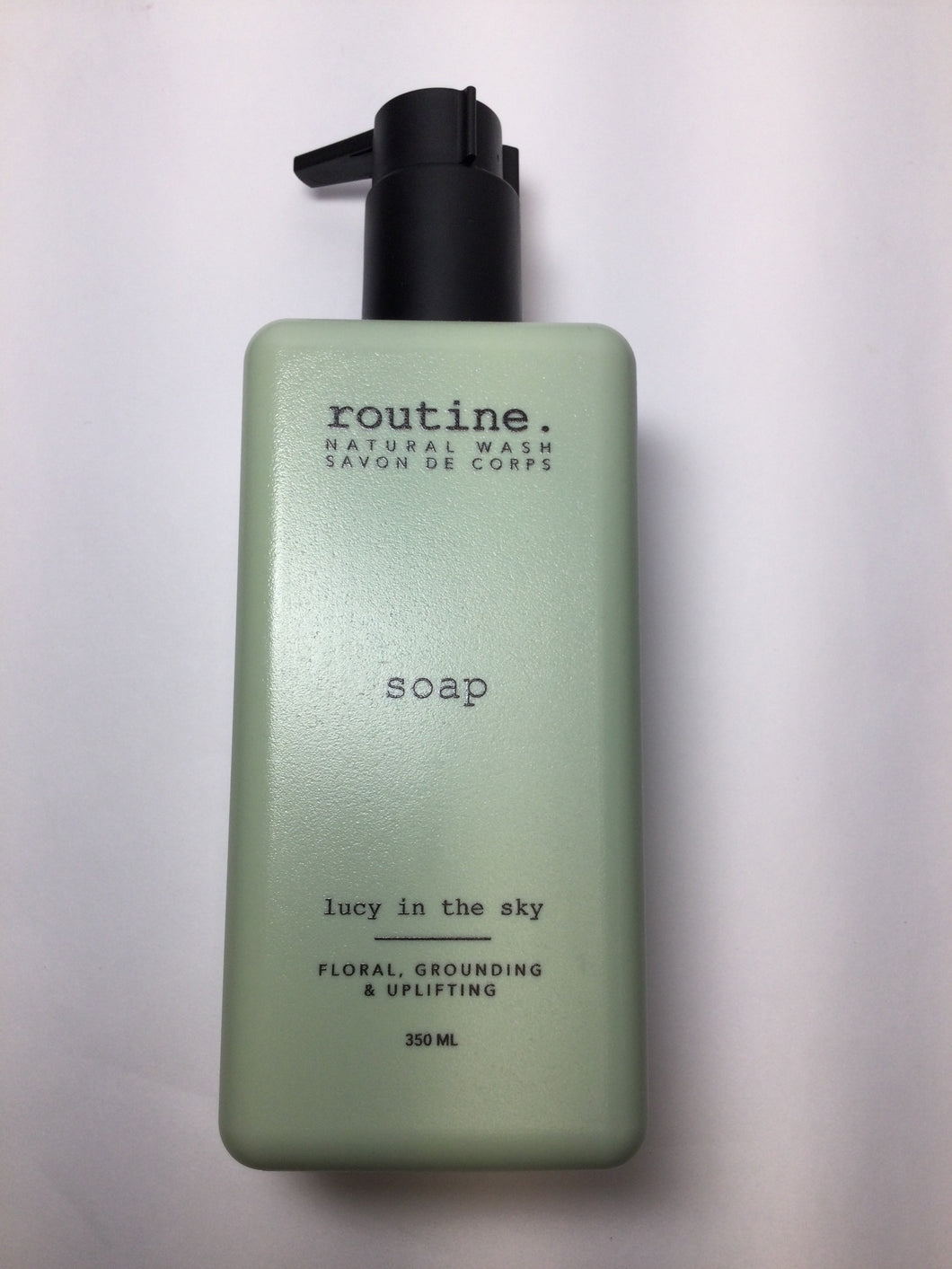 Routine Natural Wash Lucy in the sky