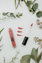 Load image into Gallery viewer, Pure Anada Exquisite Natural Lip Gloss
