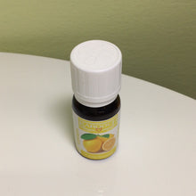 Load image into Gallery viewer, Lemon Essential Oil Karooch