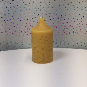 Honey Candles Snowflake Pillar